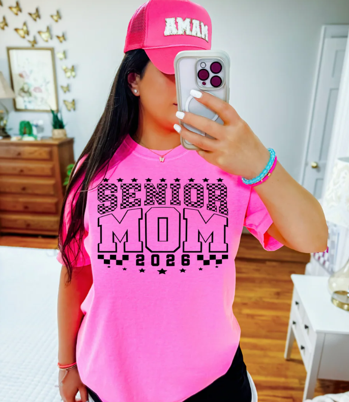 Senior Mom 2026  -  Single Color Screen Print - Adult Size